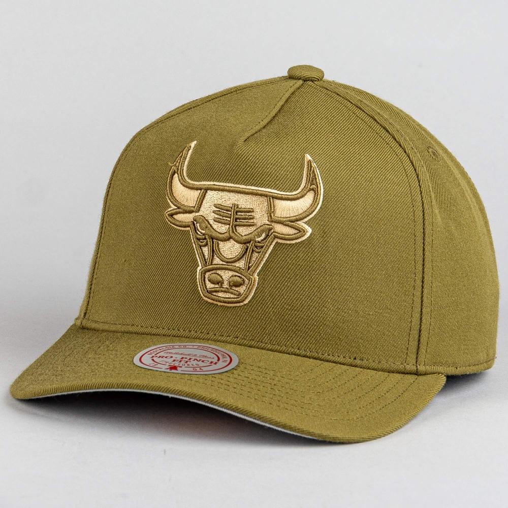 Šiltovka Mitchell & Ness NBA Fashion Basic PRO Snapback Chicago Bulls olivová