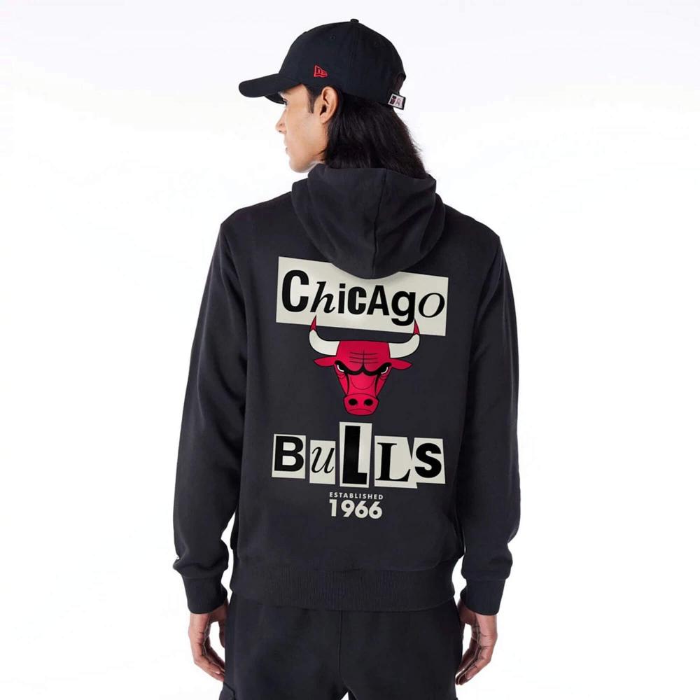 Mikina s kapucňou New Era NBA Chicago Bulls Newspaper Graphic Black Pullover Hoodie čierna