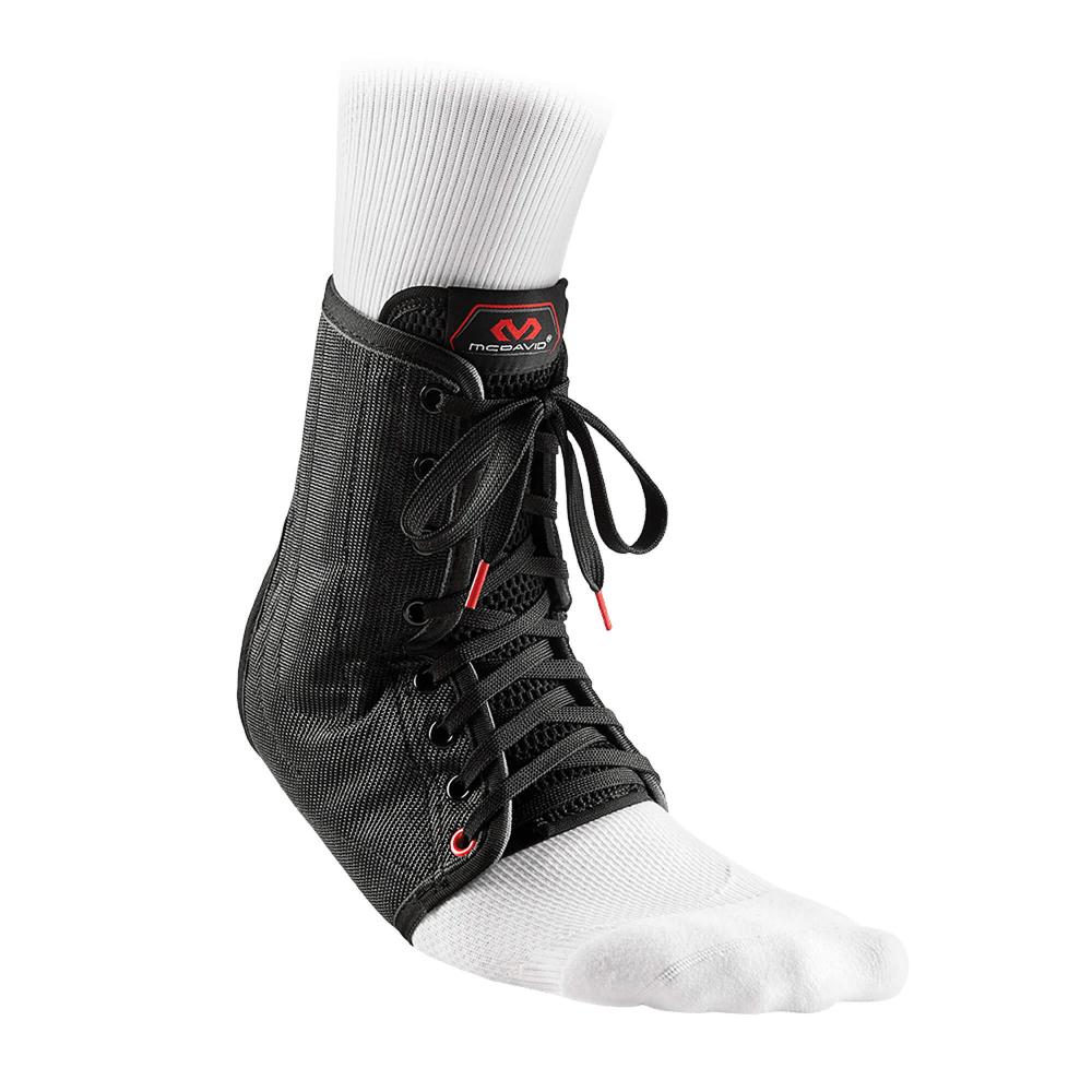 Šnurovacia ortéza na členok McDavid 199 Ankle Brace Lace-Up with Stays čierna