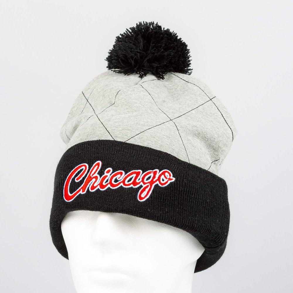 Mitchell & Ness NBA Quilted Pom Beanie HWC CHICAGO BULLS Grey / Black