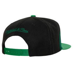 Mitchell & Ness NBA SHARKTOOTH SNAPBACK HWC BOSTON CELTICS BLACK / GREEN