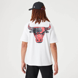 NEW ERA Chicago Bulls NBA Infill Team Logo White Oversized T-Shirt White