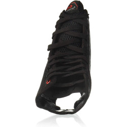 Šnurovacia ortéza na členok McDavid 199 Ankle Brace Lace-Up with Stays čierna