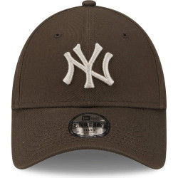 NEW ERA 940K MLB League Essential New York Yankees Child/Youth 9FORTY Cap Brown