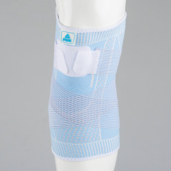 Peak Knee Protector (26x14 cm) Lt.Blue