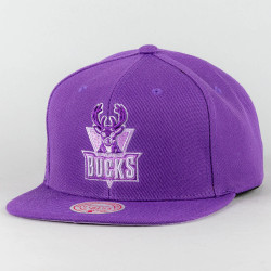 Mitchell & Ness MONOCHROMATIC SNAPBACK HWC MILWAUKEE BUCKS PURPLE