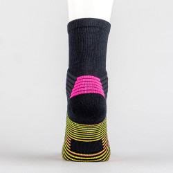 Basketbalové ponožky PEAK Basketball Socks čierno-žlto-ružové