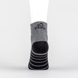 Pánske športové ponožky PEAK Medium Cut Socks tmavosivé