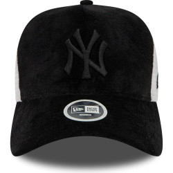 Dámska šiltovka so sieťkou New Era 940W MLB New York Yankees Womens Velour Black A-Frame Trucker Cap čierna