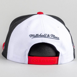 Šiltovka Mitchell & Ness Chicago Bulls Core I Snapback biela/čierna