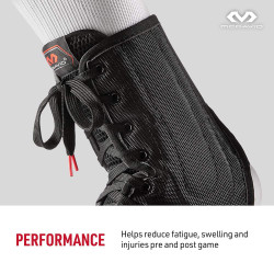 Šnurovacia ortéza na členok McDavid 199 Ankle Brace Lace-Up with Stays čierna