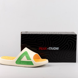 Peak Taichi Big Logo Slipper Rice White/
Fruit Green