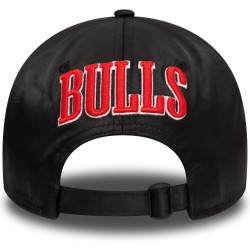 Šiltovka New Era 920 Chicago Bulls NBA Satin Black 9TWENTY Adjustable Cap čierna