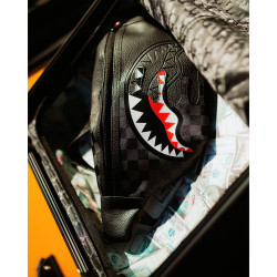 Taška Sprayground Speed Shark Side Swipe Savvy Crossbody Black