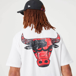 NEW ERA Chicago Bulls NBA Infill Team Logo White Oversized T-Shirt White