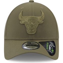 NEW ERA 940 NBA Repreve® Chicago Bulls 9FORTY Cap Olive