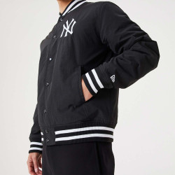 NEW ERA New York Yankees MLB Team Logo Black Bomber Jacket Black