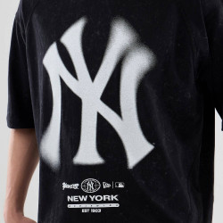 Tričko NEW ERA New York Yankees MLB Graphic Boxy Black T-Shirt čierne