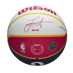 WILSON NBA PLAYER LOCAL BSKT JOKIC White/Red/Navy (sz. 7)