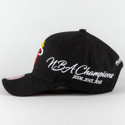 Mitchell & Ness CHAMP WRAP PRO SNAPBACK MIAMI HEAT Black