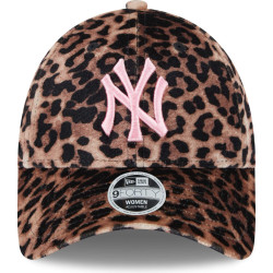 Dámska šiltovka New Era 9Forty 940W MLB New York Yankees Womens Leopard Velour Brown Cap hnedá