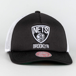 Mitchell & Ness OFF THE BACKBOARD TRUCKER BROOKLYN NETS Black / White