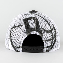 Mitchell & Ness OFF THE BACKBOARD TRUCKER BROOKLYN NETS Black / White