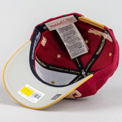 Šiltovka Mitchell & Ness Cleveland Cavaliers Team Arch Snapback červená