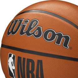 Wilson NBA Drv Plus Basketball (sz. 5)