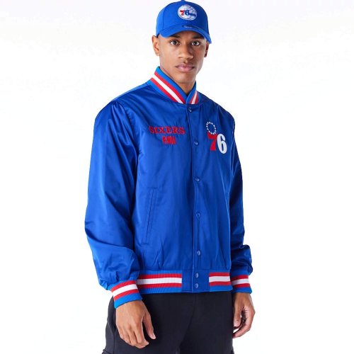 Bunda bomer New Era NBA Philadelphia 76ers Satin Blue Bomber Jacket modrá
